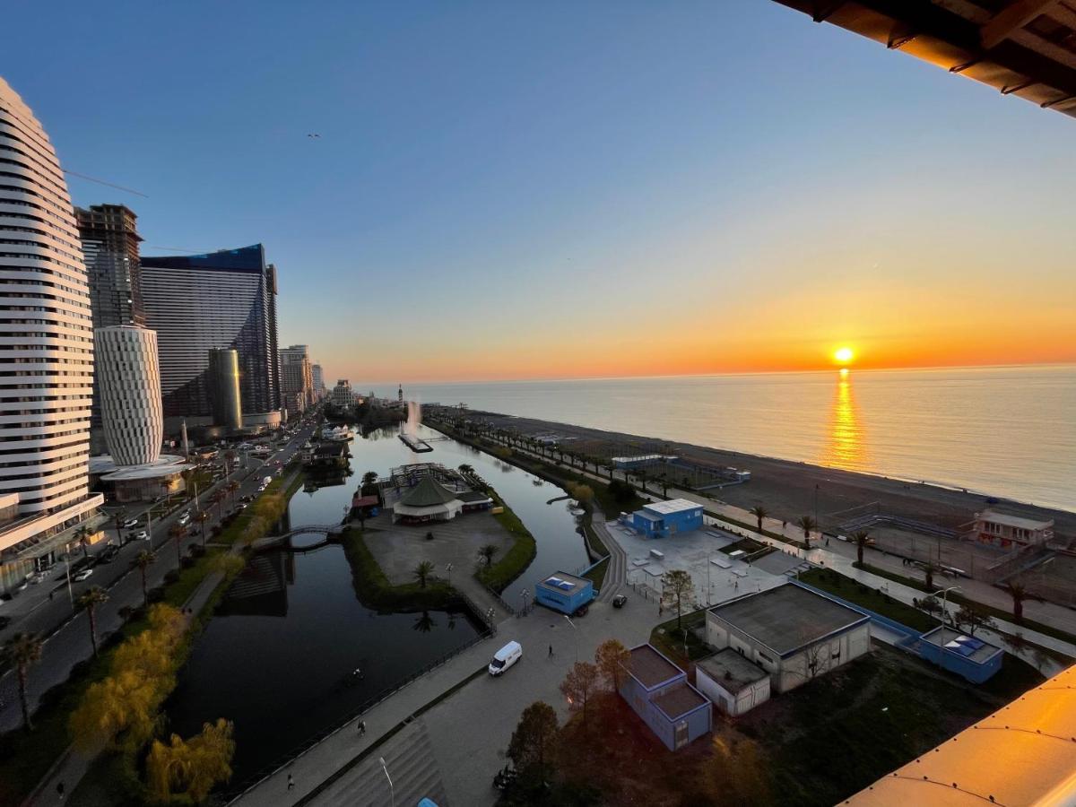 Batumi Seaside Magnolia Daire Dış mekan fotoğraf