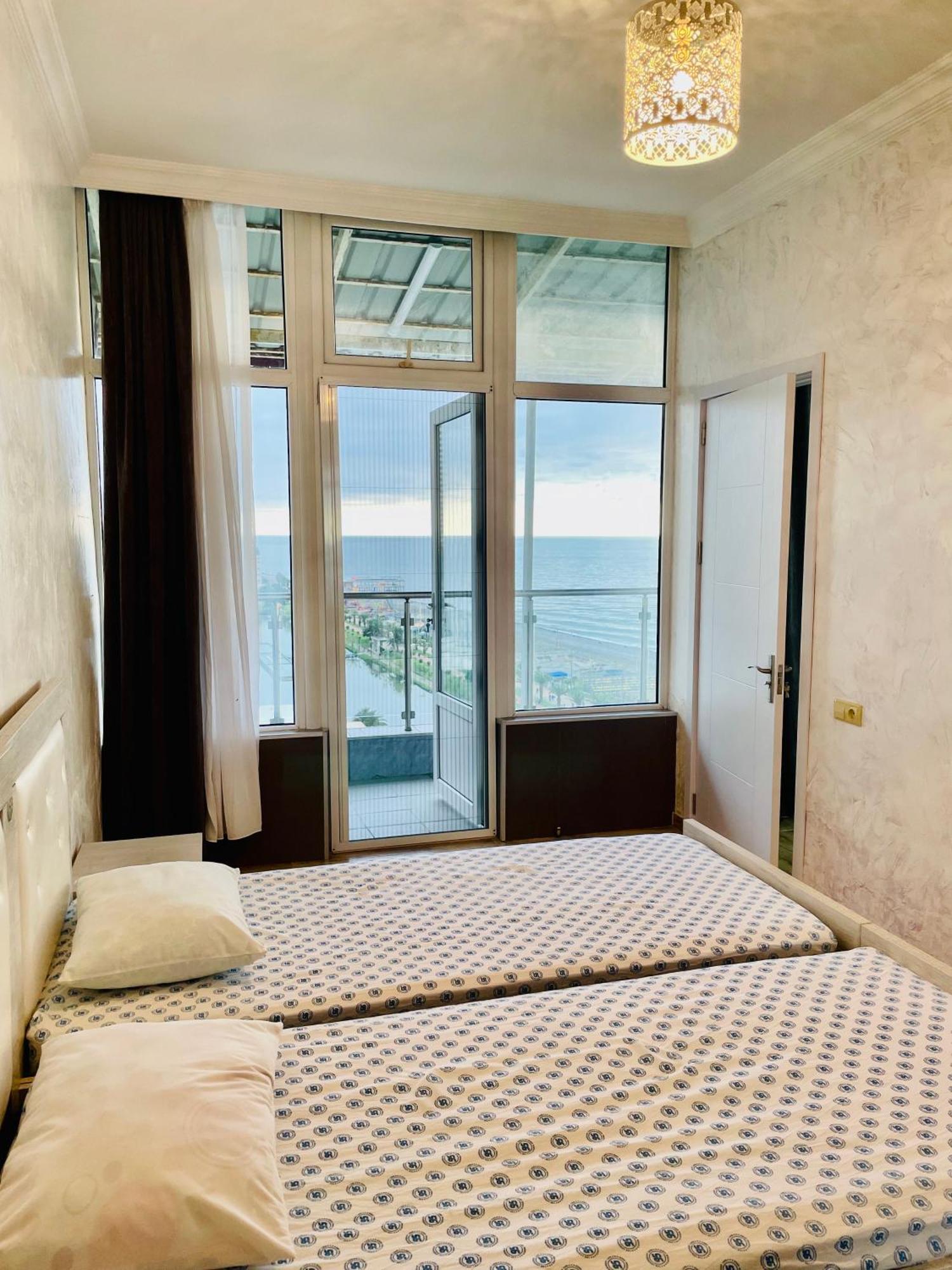 Batumi Seaside Magnolia Daire Dış mekan fotoğraf